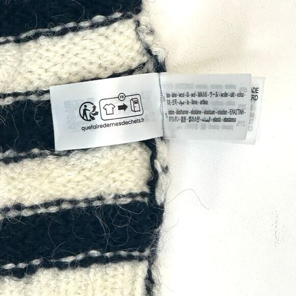 Zara Women's White and Navy Jumper with Bottons size M 99% wool - Picture 9 of 10